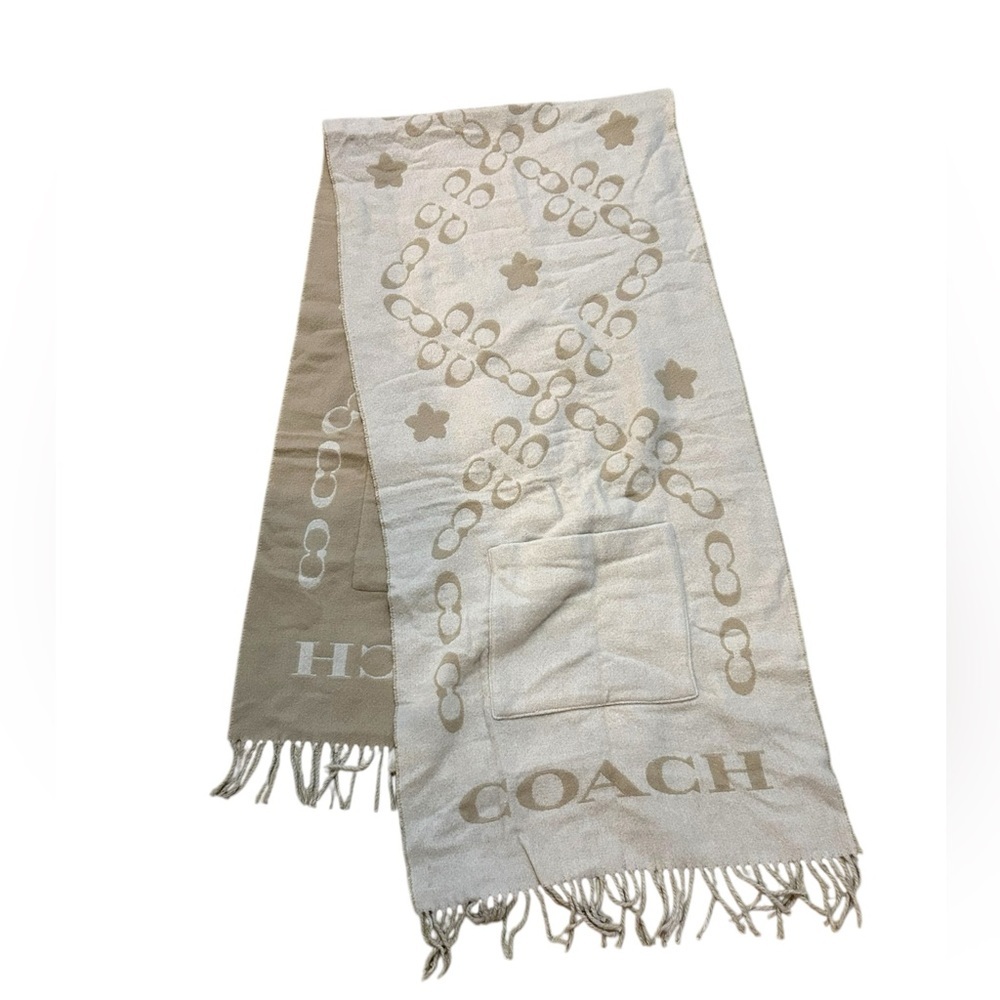 Coach reversible scarf with pockets
